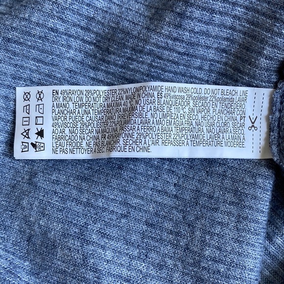 •Forever 21• NWOT Long-Sleeve Ribbed Mini Dress - Picture 8 of 8